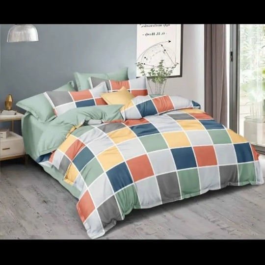 Green Checkered Comforter Set - Pale Green with Classic Prints