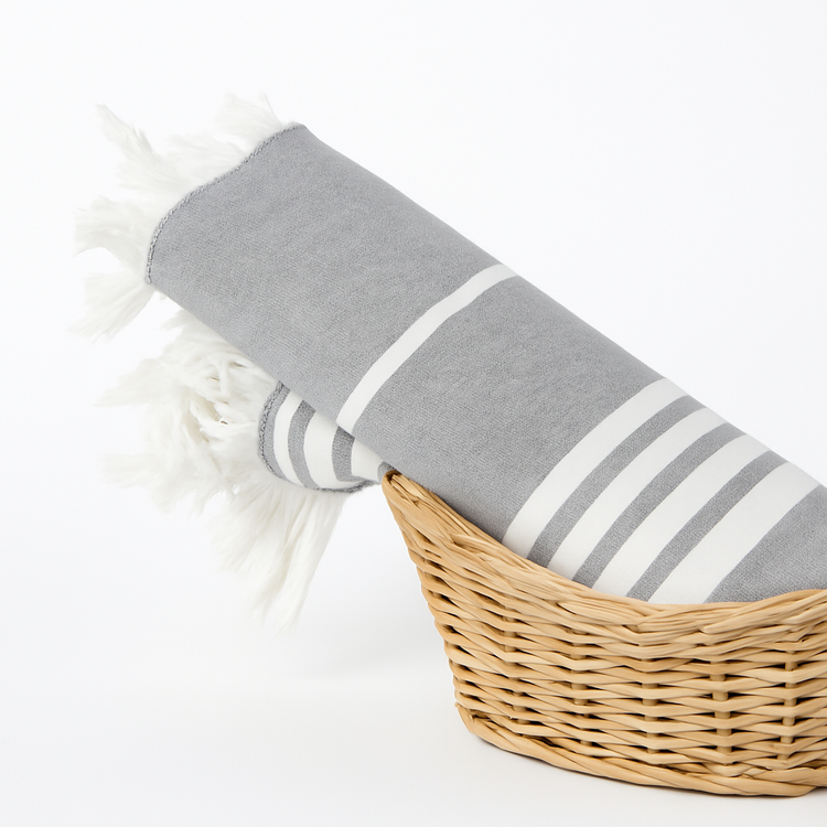Grey Bamboo Towel – Stylish and modern grey bamboo towel with antibacterial properties, perfect for bath, spa, or travel.
